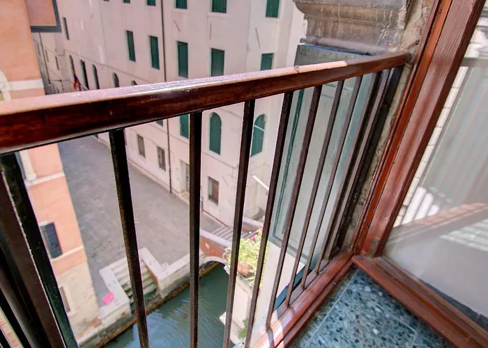 Marco Canal-views * Venise