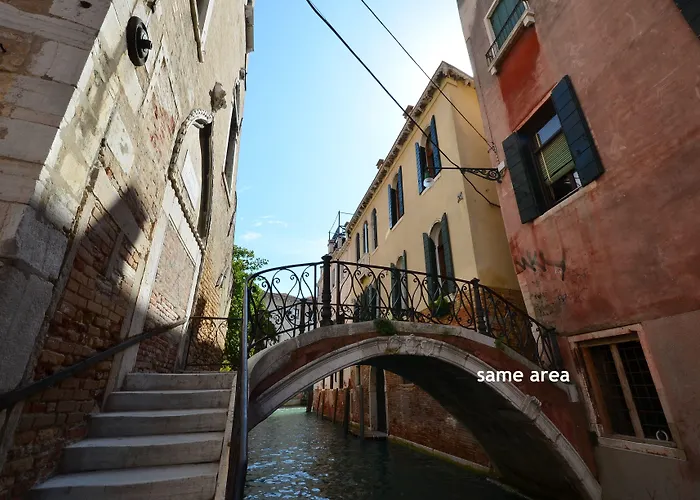 Marco Canal-views * Βενετία