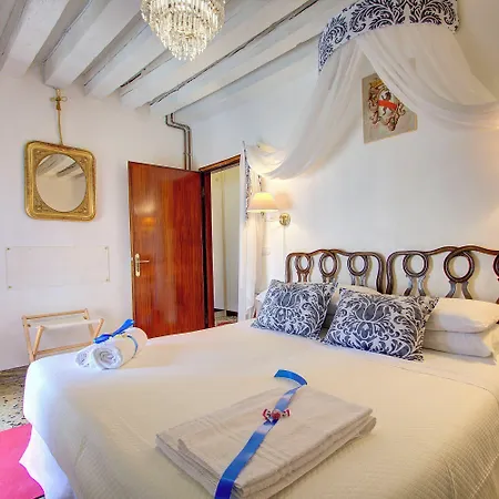 Marco Canal-views Appartement
